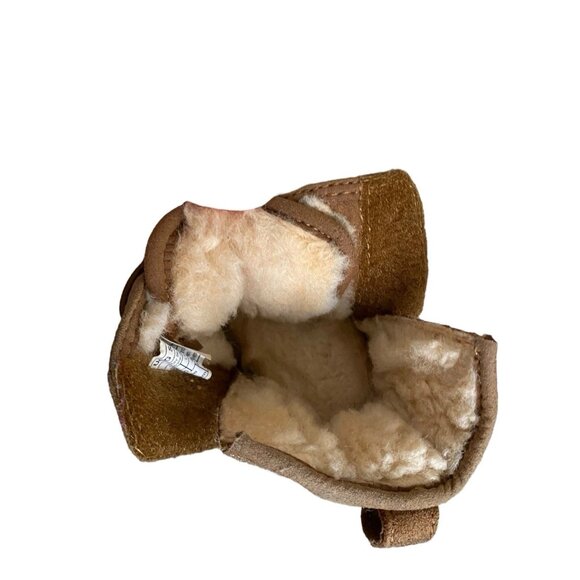UGG Baby Infant Boots Neumel Size 4-5 Brown Side Open Shoes Slip On Boys Winter - Picture 8 of 8